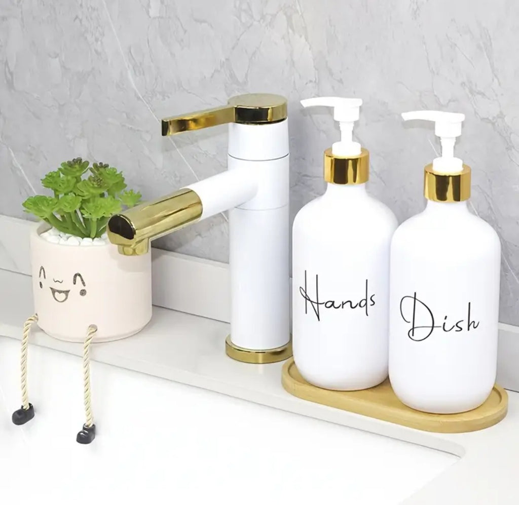 2pcs Letter Graphic Soap Dispenser for Kitchen And Bathroom